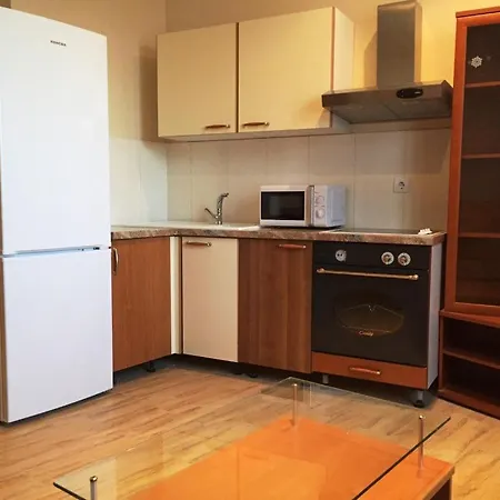 아파트 Apartment House Split *
